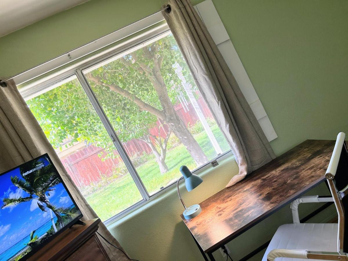 Vineyard Vista Suite With Tv And Private Bathroom Hemet Exteriör bild